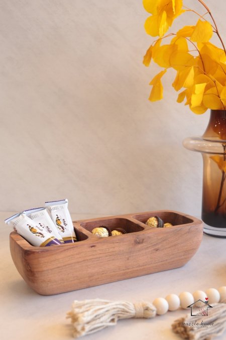 مضيفة خشب مقطعة