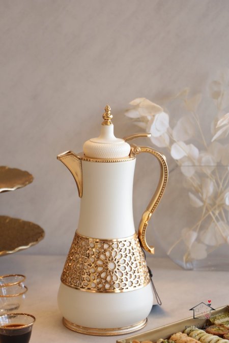 تيرموس قهوة ابيض / اسود