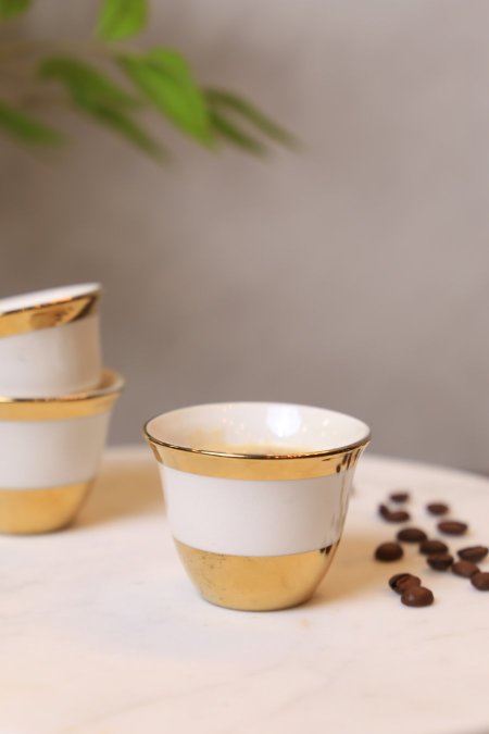 فناجين قهوة سادة 12 ابيض نصف ذهبي