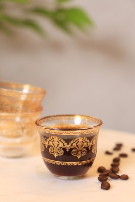 فناجين قهوة سادة 12 شفاف مزخرف ذهبي