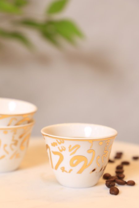 فناجين قهوة سادة 12 ابيض مزخرف ذهبي