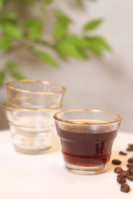 فناجين قهوة سادة 12 شفاف حيف ذهبي