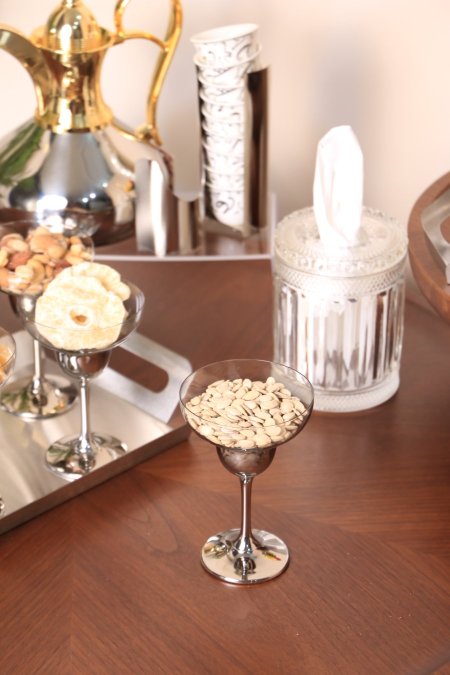 صحون مكسرات