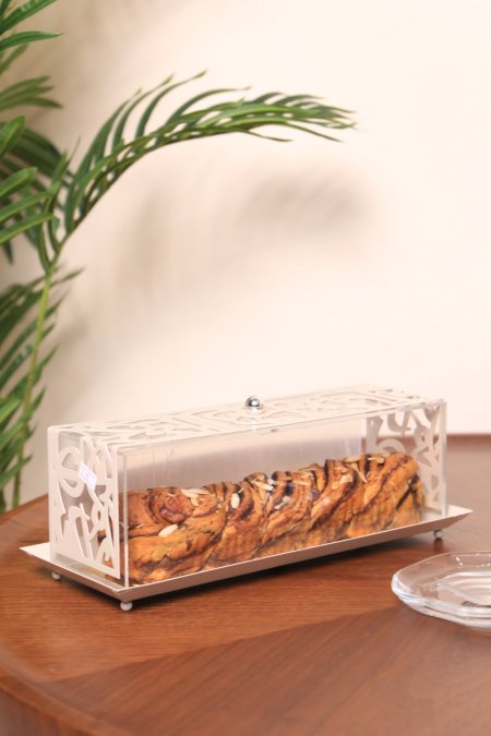 مضيفة انجلش كيك بيج