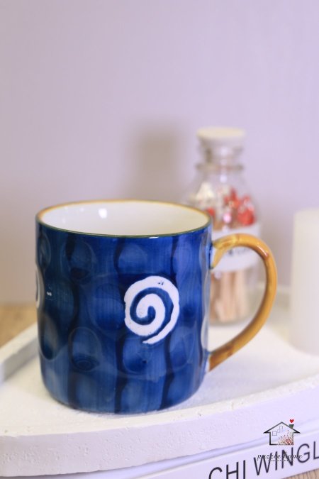 ازرق وابيض2