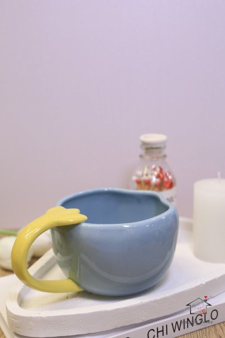 مجّ كبير ازرق فاتح