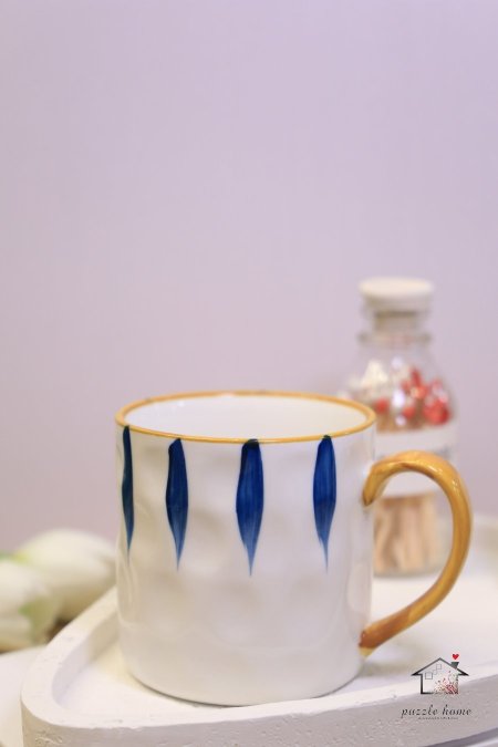 ازرق وابيض 1